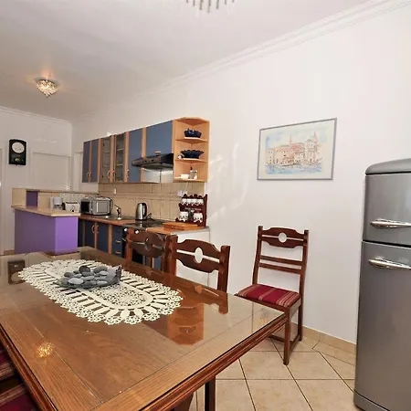 Ruzarija تروغير