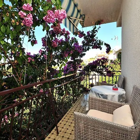 Apartament Ruzarija *