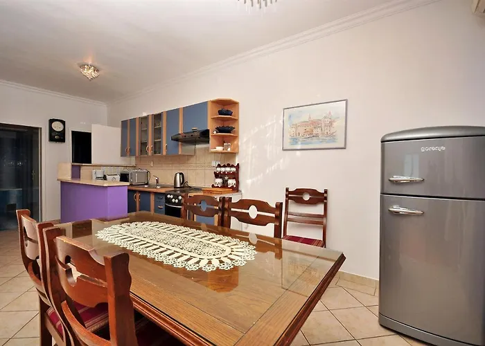 Ruzarija Appartement Trogir