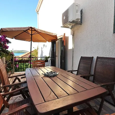 Lejlighed Ruzarija *